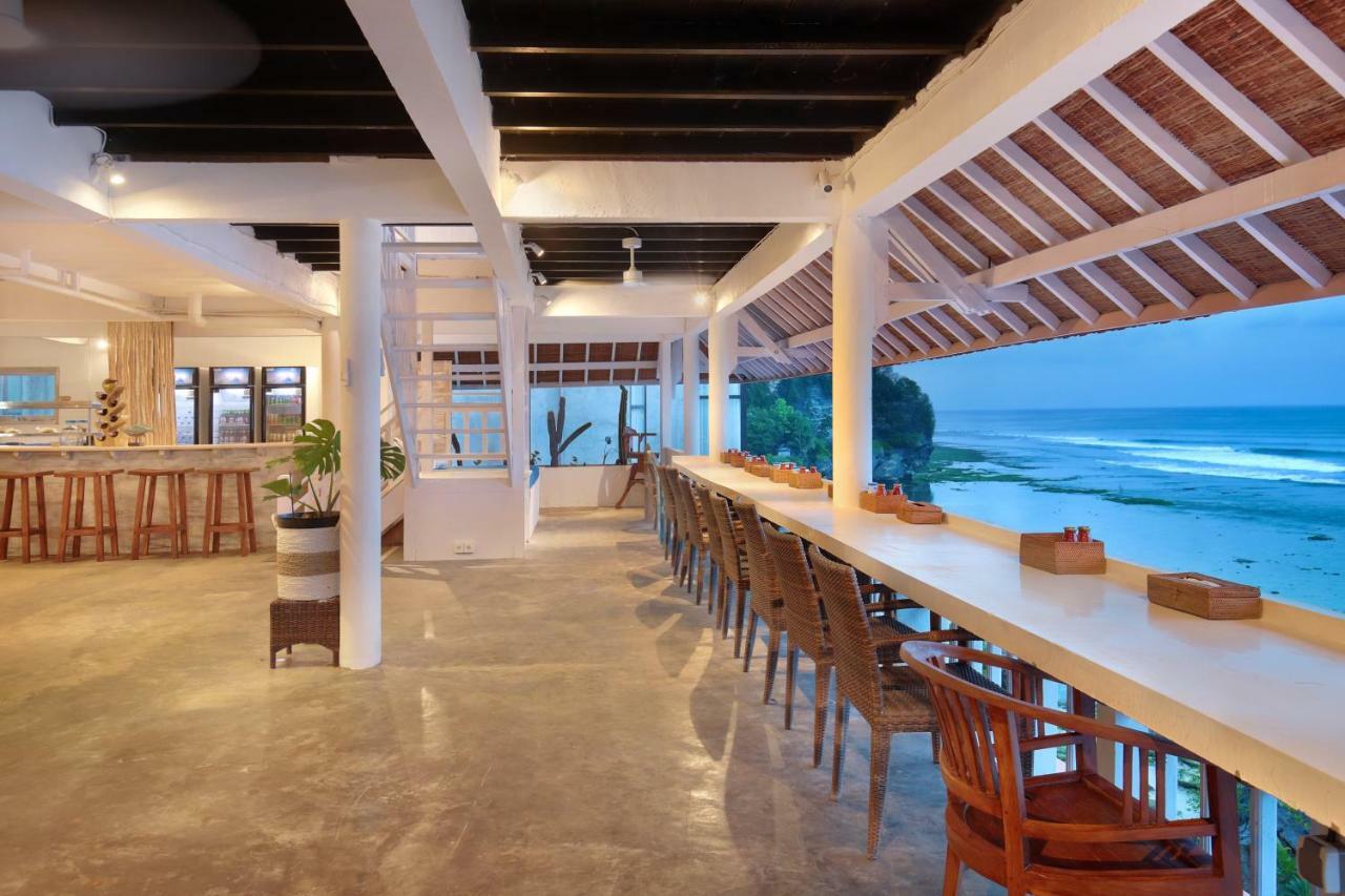 Impossible Cliff House 3*